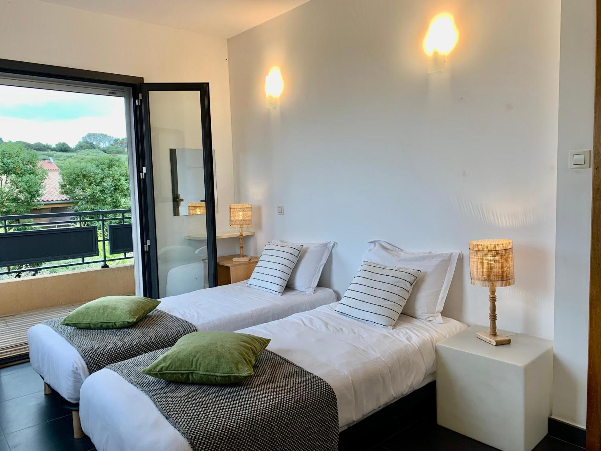 Residence Guddelmoni โพรพริอาโน ภายนอก รูปภาพ